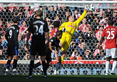 Javier Hernandez scores the first goal for Manchester United